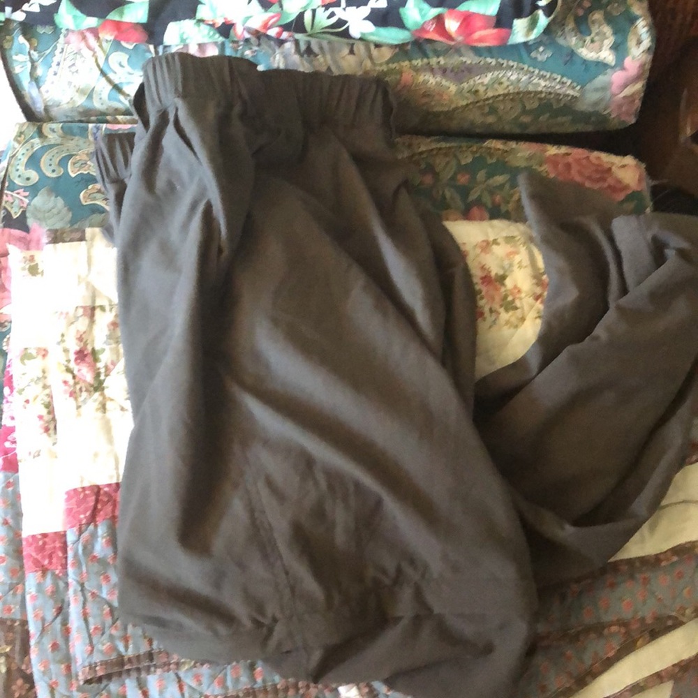 Rugged Exposure Convertible Pants -525 $25 or $20 w/offer